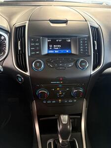 2017 Ford Edge SEL - Photo 7 - Newark, IL 60541