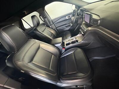 2020 Ford Explorer XLT   - Photo 5 - Newark, IL 60541