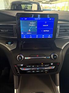 2020 Ford Explorer XLT   - Photo 10 - Newark, IL 60541
