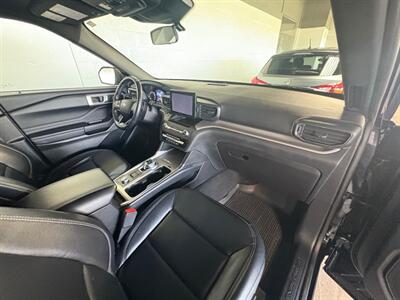 2020 Ford Explorer XLT   - Photo 6 - Newark, IL 60541