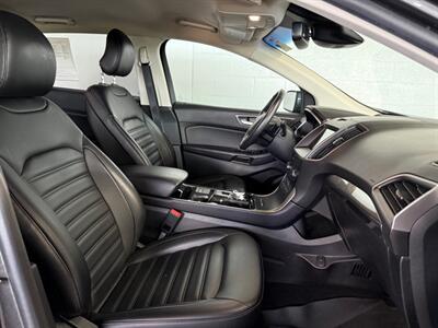 2019 Ford Edge SEL   - Photo 7 - Newark, IL 60541