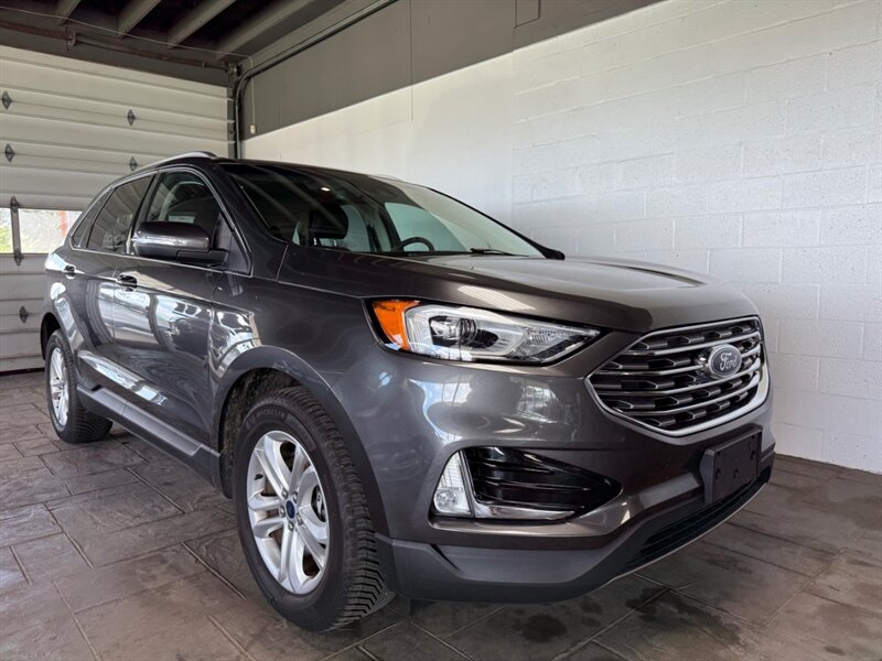2019 Ford Edge SEL - Photo 1 - Newark, IL 60541