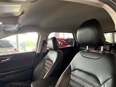 2019 Ford Edge SEL   - Photo 8 - Newark, IL 60541