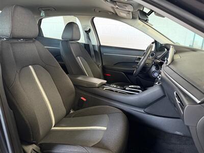 2021 Hyundai SONATA SE - Photo 7 - Newark, IL 60541