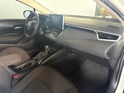 2020 Toyota Corolla LE   - Photo 5 - Newark, IL 60541