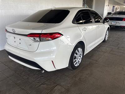 2020 Toyota Corolla LE   - Photo 2 - Newark, IL 60541