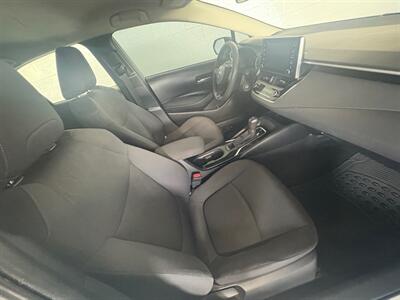 2020 Toyota Corolla LE   - Photo 6 - Newark, IL 60541