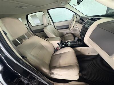 2011 Ford Escape Hybrid   - Photo 6 - Newark, IL 60541