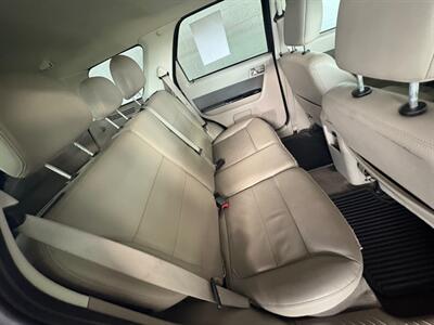 2011 Ford Escape Hybrid   - Photo 7 - Newark, IL 60541