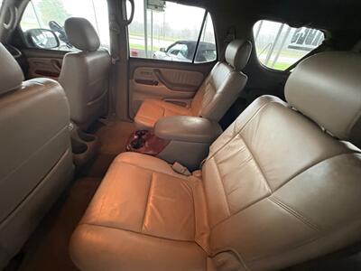 2007 Toyota Sequoia Limited   - Photo 7 - Newark, IL 60541