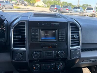 2015 Ford F-150 Platinum - Photo 6 - Newark, IL 60541