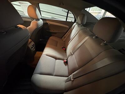 2012 Chevrolet Malibu LT   - Photo 6 - Newark, IL 60541