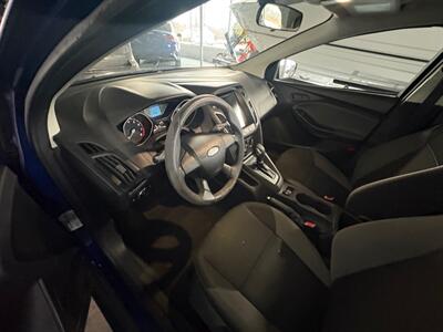 2012 Ford Focus S - Photo 5 - Newark, IL 60541