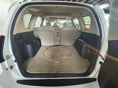 2006 Toyota RAV4 Limited   - Photo 9 - Newark, IL 60541