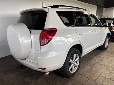 2006 Toyota RAV4 Limited   - Photo 2 - Newark, IL 60541