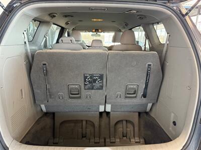 2015 Kia Sedona LX - Photo 12 - Newark, IL 60541
