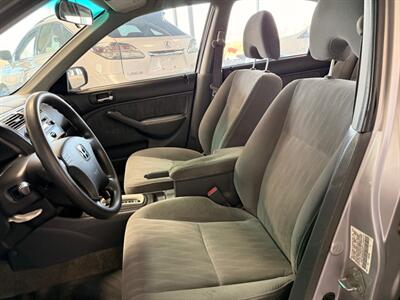 2005 Honda Civic LX   - Photo 8 - Newark, IL 60541
