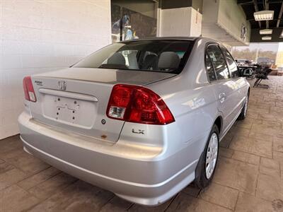 2005 Honda Civic LX   - Photo 5 - Newark, IL 60541