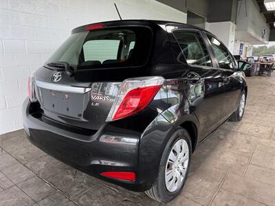 2012 Toyota Yaris 5-Door L   - Photo 5 - Newark, IL 60541