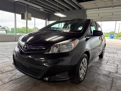 2012 Toyota Yaris 5-Door L   - Photo 2 - Newark, IL 60541
