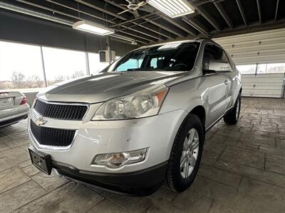 2011 Chevrolet Traverse LT   - Photo 3 - Newark, IL 60541