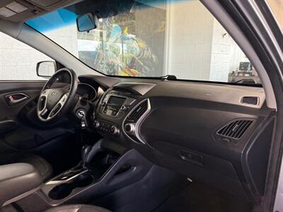 2012 Hyundai TUCSON GLS   - Photo 7 - Newark, IL 60541