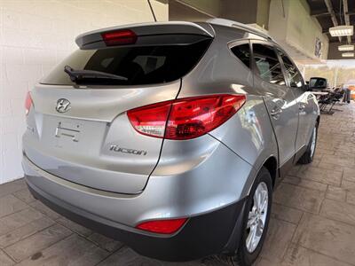 2012 Hyundai TUCSON GLS   - Photo 6 - Newark, IL 60541