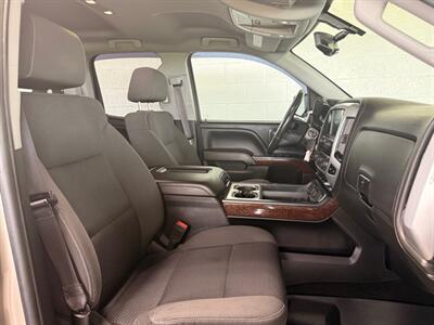 2017 GMC Sierra 1500 SLE   - Photo 10 - Newark, IL 60541