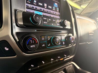 2017 GMC Sierra 1500 SLE   - Photo 15 - Newark, IL 60541