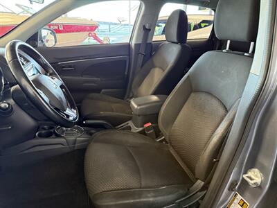2016 Mitsubishi Outlander Sport 2.4 ES   - Photo 7 - Newark, IL 60541