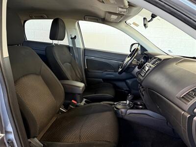 2016 Mitsubishi Outlander Sport 2.4 ES   - Photo 10 - Newark, IL 60541