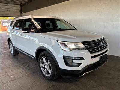 2017 Ford Explorer XLT   - Photo 1 - Newark, IL 60541
