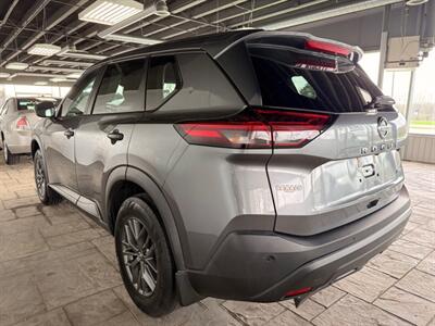 2021 Nissan Rogue S   - Photo 3 - Newark, IL 60541