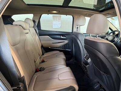 2020 Hyundai SANTA FE SEL   - Photo 11 - Newark, IL 60541