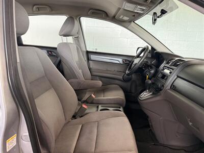 2009 Honda CR-V LX   - Photo 6 - Newark, IL 60541