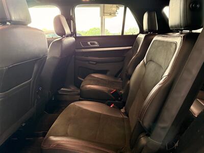 2018 Ford Explorer XLT - Photo 8 - Newark, IL 60541