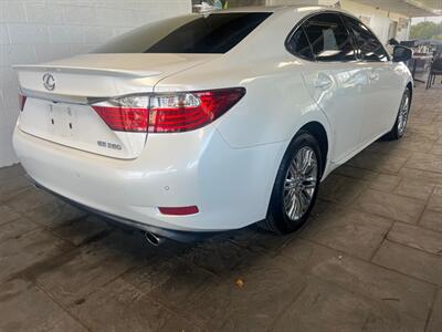 2014 Lexus ES   - Photo 3 - Newark, IL 60541