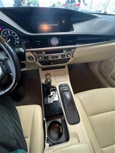 2014 Lexus ES   - Photo 7 - Newark, IL 60541