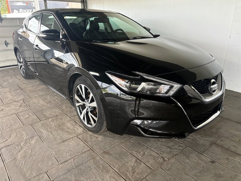2017 Nissan Maxima 3.5 SL - Photo 1 - Newark, IL 60541
