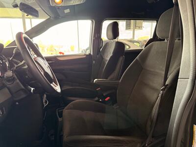 2015 Dodge Grand Caravan SE   - Photo 9 - Newark, IL 60541