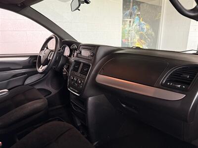 2015 Dodge Grand Caravan SE   - Photo 8 - Newark, IL 60541