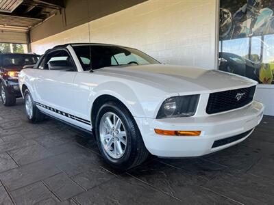 2007 Ford Mustang V6 Deluxe   - Photo 1 - Newark, IL 60541