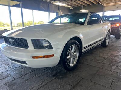 2007 Ford Mustang V6 Deluxe   - Photo 5 - Newark, IL 60541