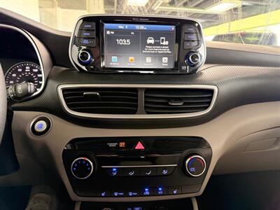 2020 Hyundai TUCSON Value   - Photo 9 - Newark, IL 60541