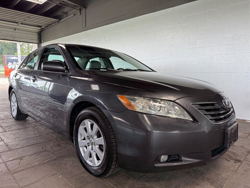 2009 Toyota Camry XLE V6 - Photo 1 - Newark, IL 60541