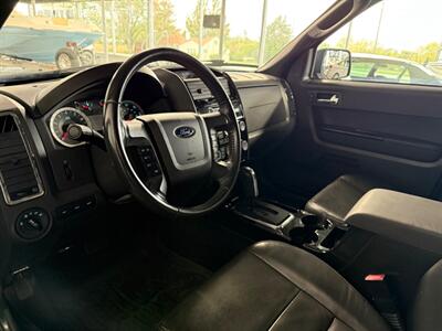 2011 Ford Escape Limited   - Photo 9 - Newark, IL 60541