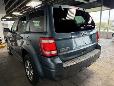 2011 Ford Escape Limited   - Photo 3 - Newark, IL 60541