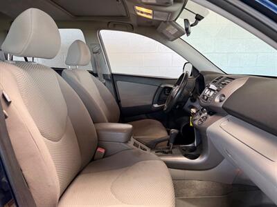 2007 Toyota RAV4 Limited - Photo 11 - Newark, IL 60541