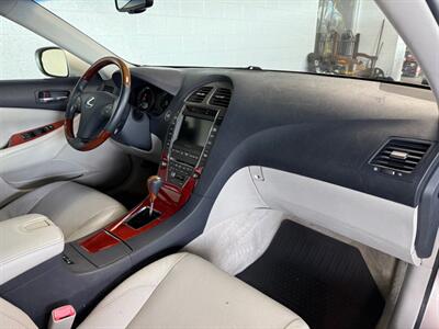 2007 Lexus ES   - Photo 11 - Newark, IL 60541