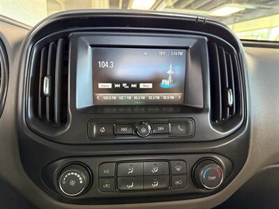 2018 Chevrolet Colorado Work Truck   - Photo 7 - Newark, IL 60541